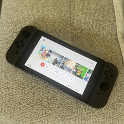 Nintendo Switch V2 perfect condition!