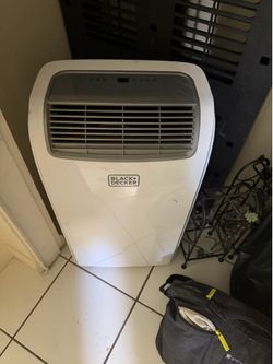 Black and decker portable  A/C