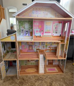 Doll House