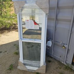 Milgard single hung Winows