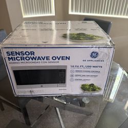 Brand new microwave