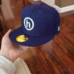 Hidden NY × New Era Cap H logo Size:7 1/2 
