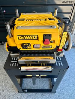DeWalt DW735 13” Planer + Stand + Folding Tables