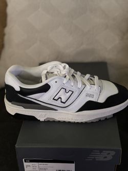 New Balance 550 Athletic Shoe