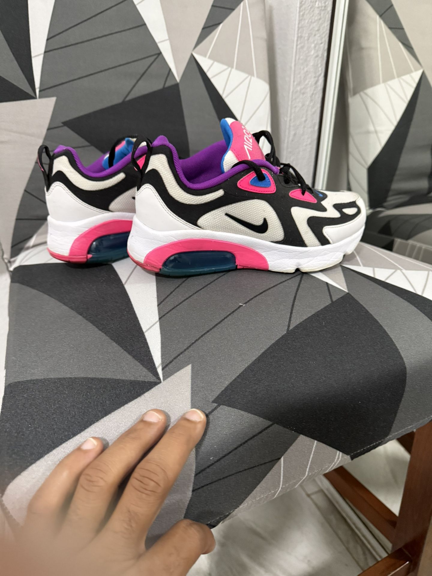 Nike