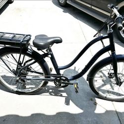 Shcwinn E Bike Cruiser