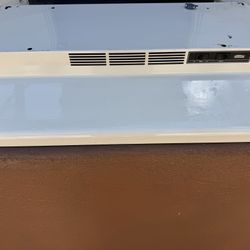 FREE BROAN 30” RANGE EXHAUST HOOD 