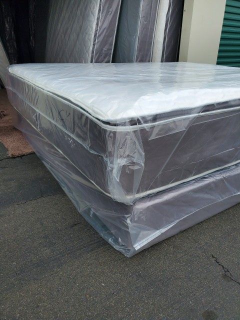 Queen Size New Thick Pillow Top Bed Can Deliver