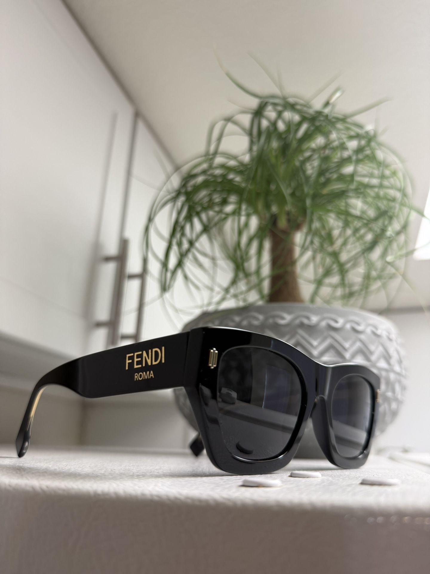 Luxury Fendi Unisex Sunglasses π