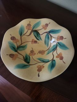 11" Ruffled Southern Living At Home Serving Bowl