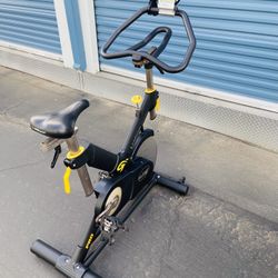 REVMASTER PRO EXERCISE BIKE 