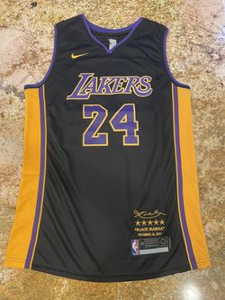 Original Nike Los Angeles Lakers Kobe Bryant #8 Jersey Home Gold 44 Large  XL for Sale in Corona, CA - OfferUp