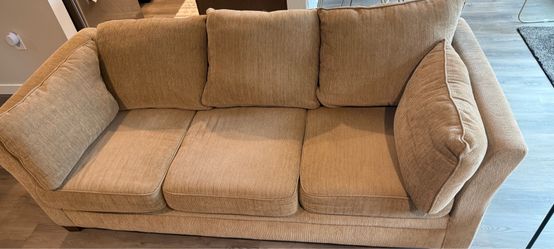 Pull out sofa