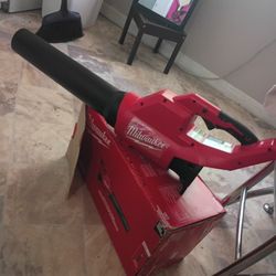 Milwaukee Blower 