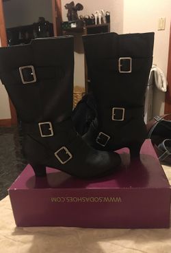 Girl boots