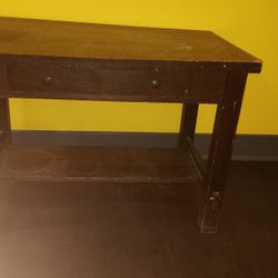 Vintage- Wooden Desk