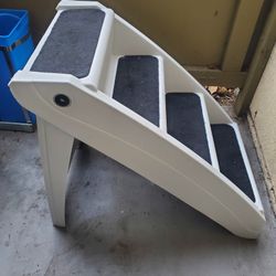 Dog Step Ladder
