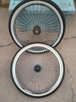 20-in Chrome multi-spoke Loretta Wheels great shape no offers no trade 75th Ave Indian School serious buyers only please