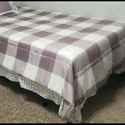 New Twin Size Bed Still In Plastic Comes With Frame Box Spring And Mattress $100 Firm Pick Up Only Cash Only Northeast Fresno