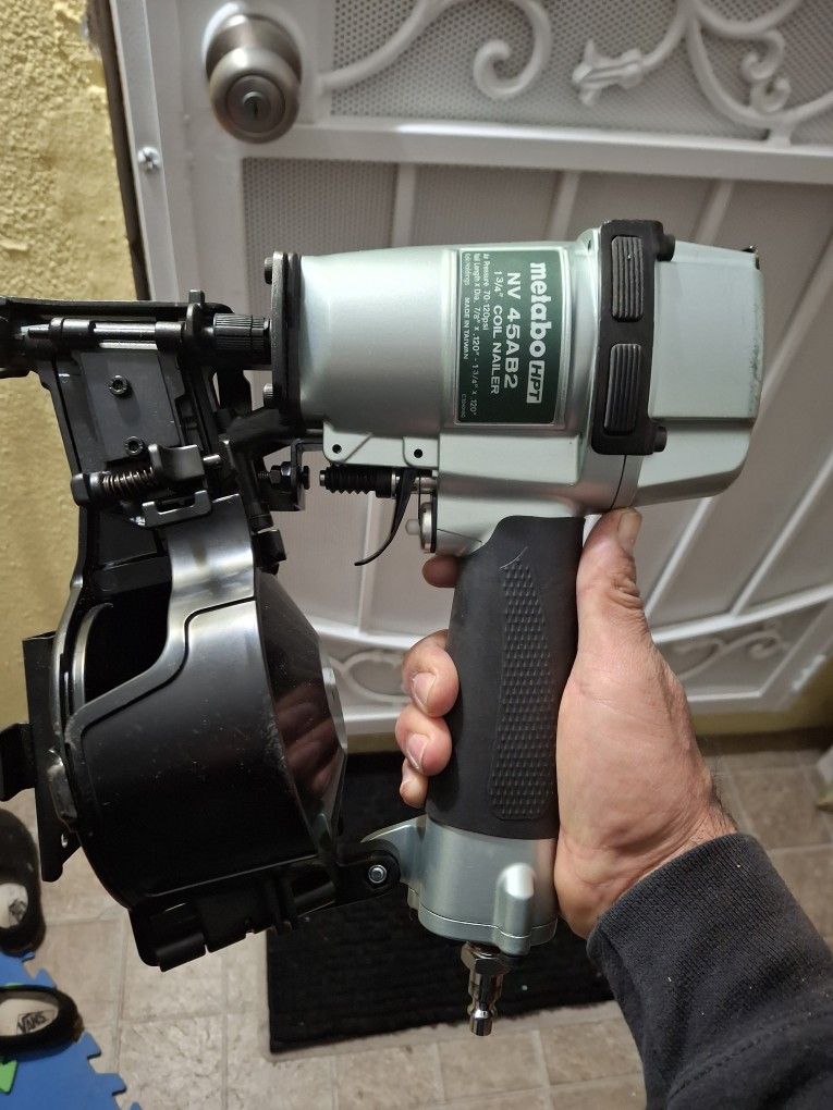 Metabo Roof Shingles