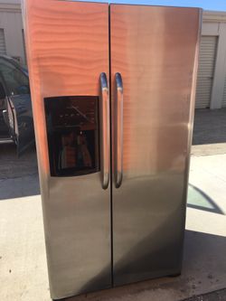 Frigidaire stainless steel refrigerator