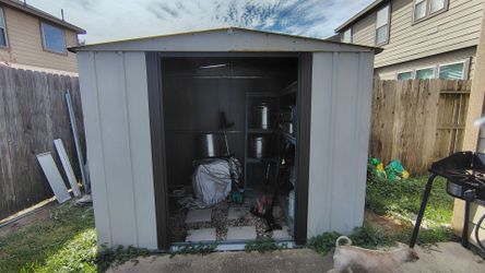 6x8 Outdoor Metal Storage Shed – $200