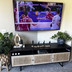 Tv media console