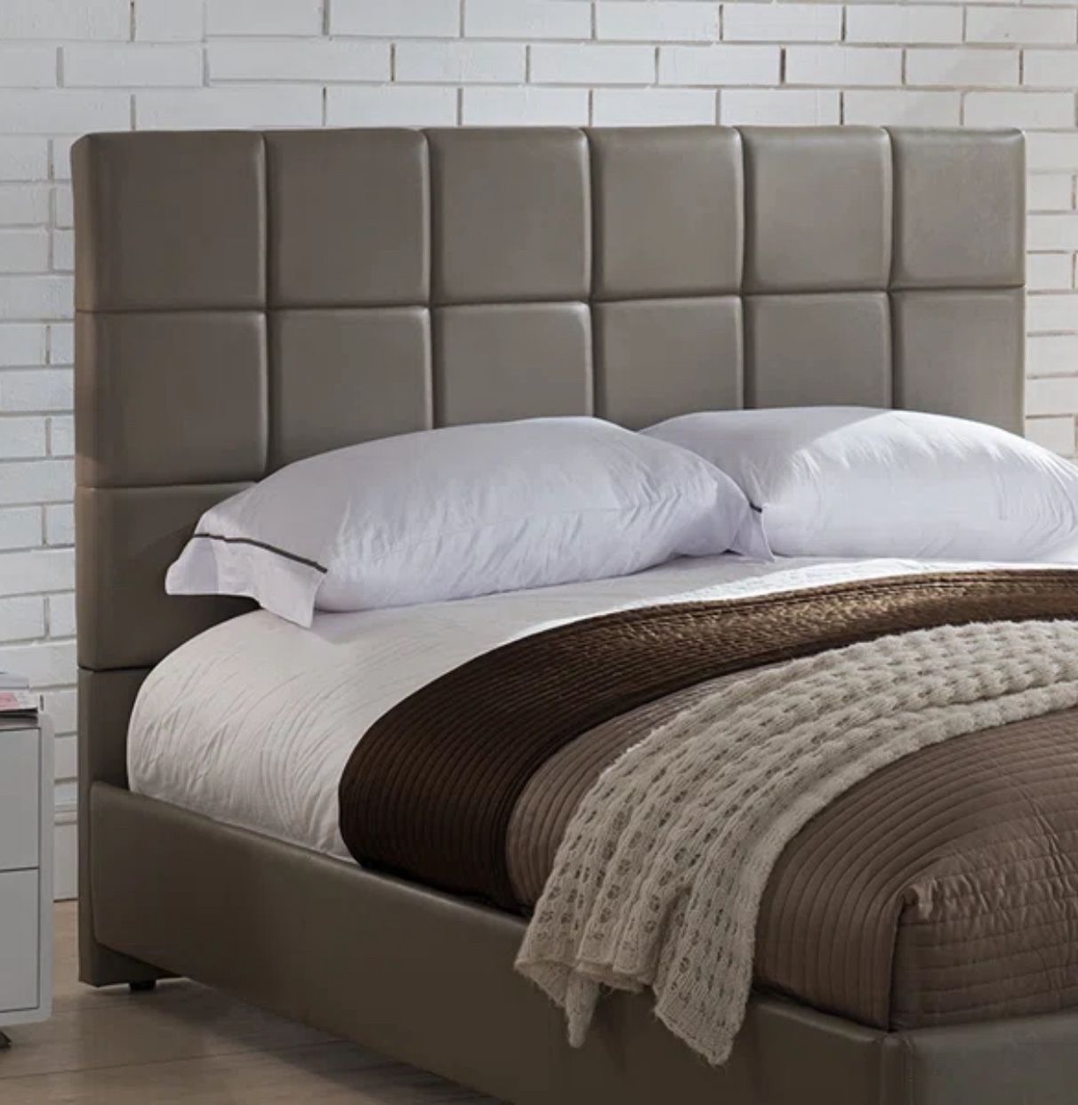 Queen size Middlebrook Upholstered Headboard