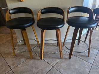3 MCM swivel counter top chairs
