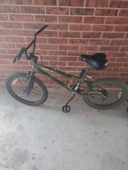 Camo bmx street bike 20 inch
