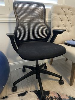 Comfy Adjustable Black Office Chair