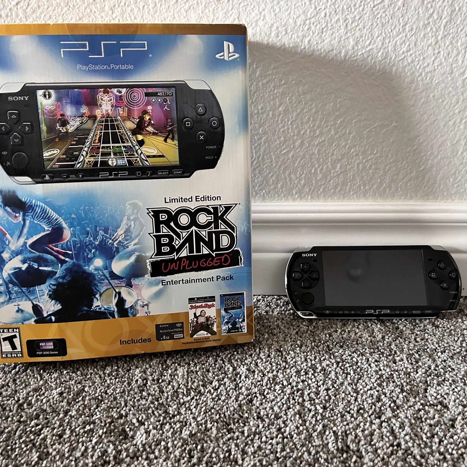 ニンテンドー3DS/2DS Rock Band Unplugged-Nla [Sony PSP] Rock Band Unplugged: PlayStation Portable: Video Games