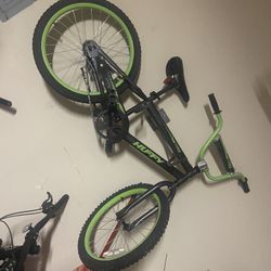 Tres Bicicletas En Buenas Condiciones, Dos De Niño Y Una Para Adulto