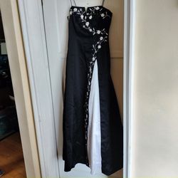 Junior's Formal Prom Dress