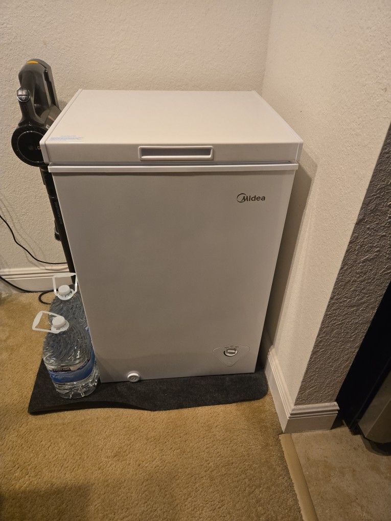 Mini Freezer