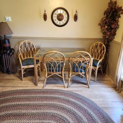 Glass Top Rattan Dining Room Table & Chairs