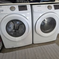 Samsung - Washer And Dryer - White