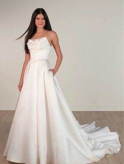 Stella York 8084 Wedding Gown Petite au 10 us 6 Altered to 4’11” ball gown aline
