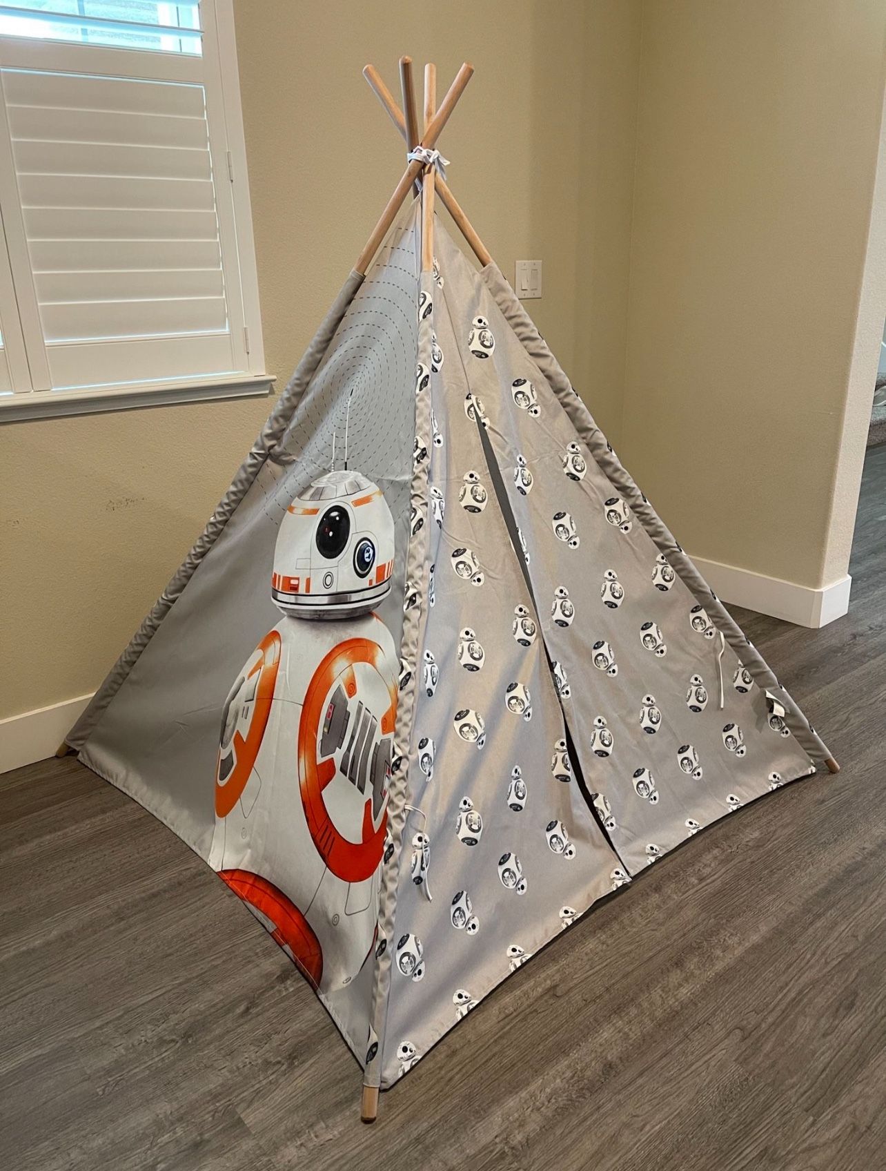 Star Wars BB8 Teepee Play Tent with Carrying Bag