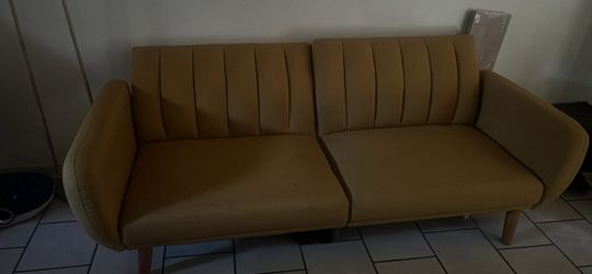 Couch/Sofa