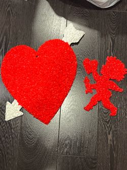 Valentine’s Day Popcorn melted plastic vintage decor Heart with arrow & Cupid