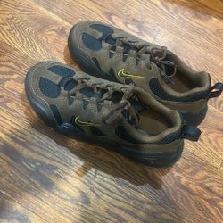 Nike Tech Hera Cacao Wow (Women's) 