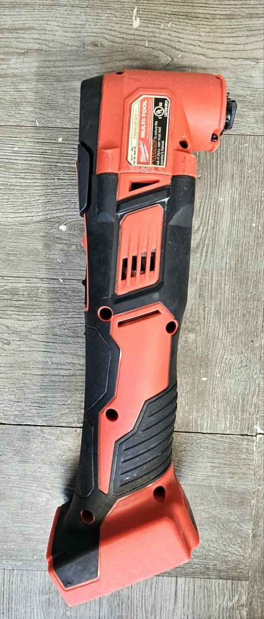 Milwaukee 2626-20 M18 18V Lithium Ion Cordless 18,000 OPM Orbiting Multi Tool