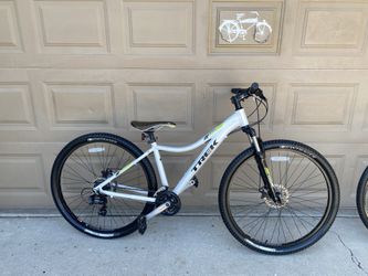 Trek Skye 5 Mountain Bike