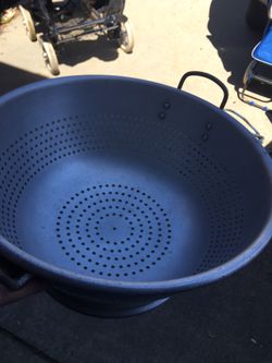 Restaurant Size colander