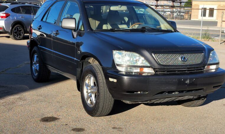 2002 Lexus Rx 300 for Sale in Tucson, AZ - OfferUp