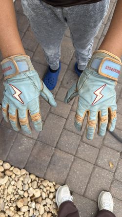 Youth Large Bruce Bolt premium pro short cuff gloves