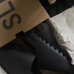 Dark onxy Yeezy slides