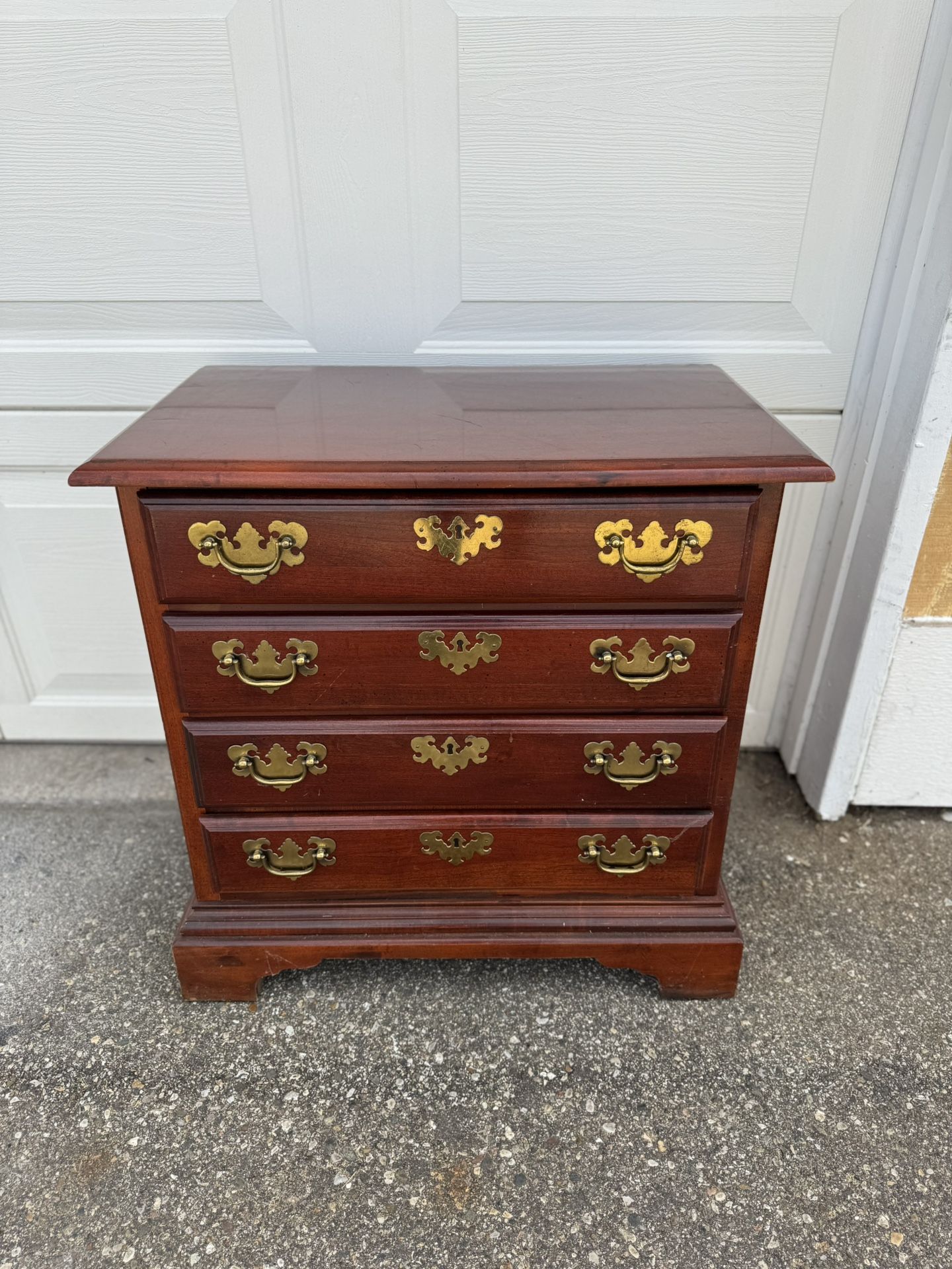 American Drew Dresser