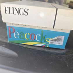 Flings Peacocks Women's Clutch Purse With Chain Strap And Matching Pumps